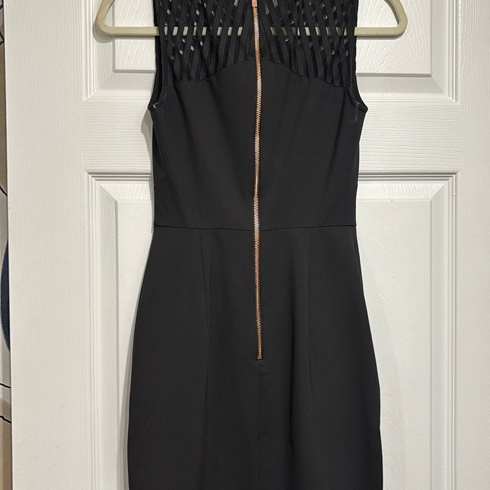 TED BAKER Elegant Black Sleeveless Dress